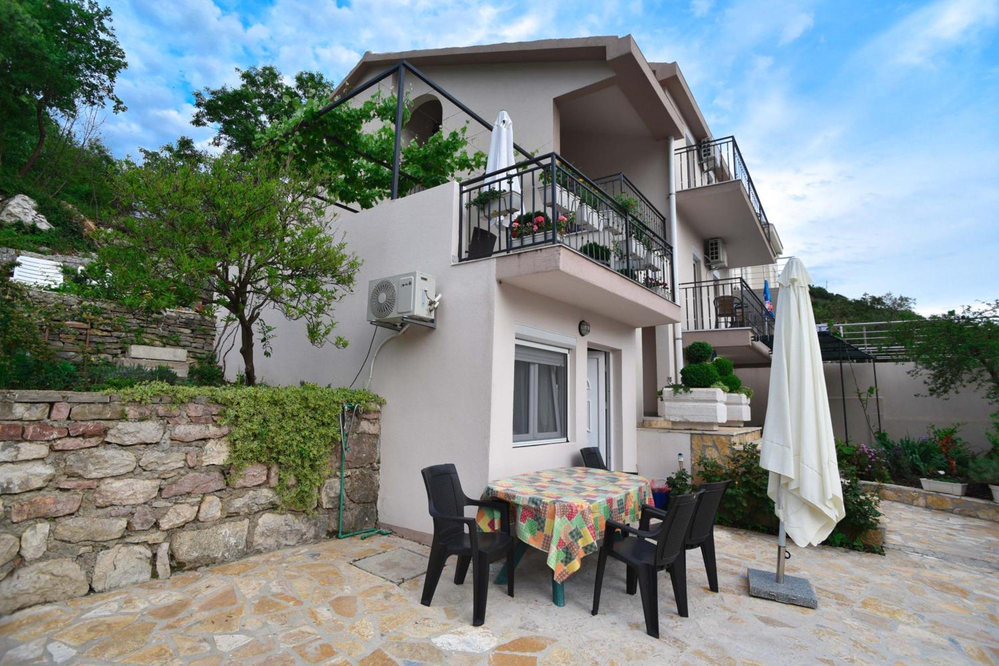 Vila Lucice Petrovac Exterior foto