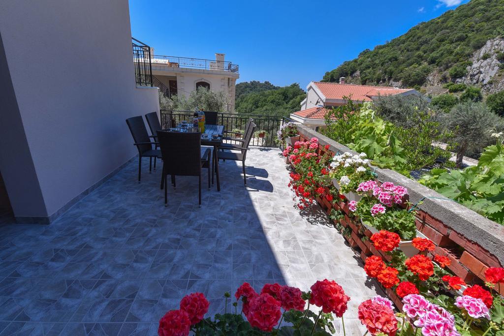 Vila Lucice Petrovac Exterior foto