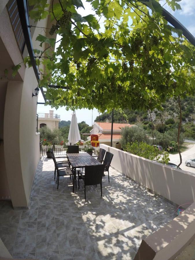Vila Lucice Petrovac Exterior foto