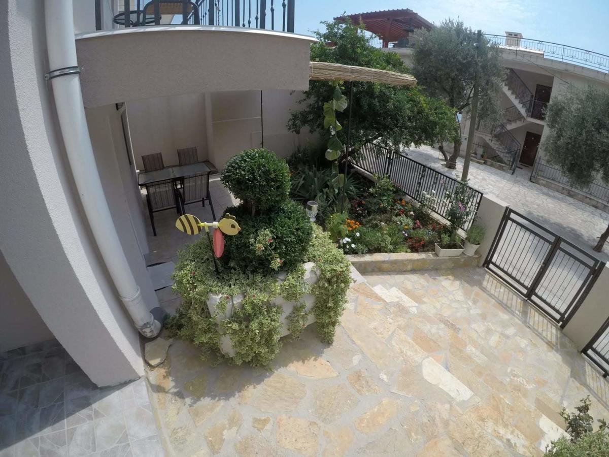 Vila Lucice Petrovac Exterior foto